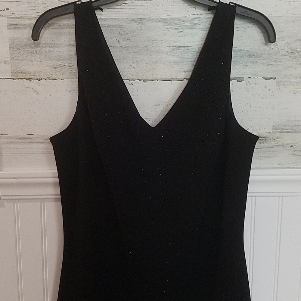 Sleeveless black dress